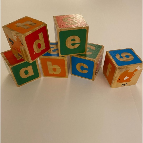 Melissa & Doug ABC+123 Wooden Blocks, Age 3+, 26 Alphabet Blocks - Picture 7 of 13